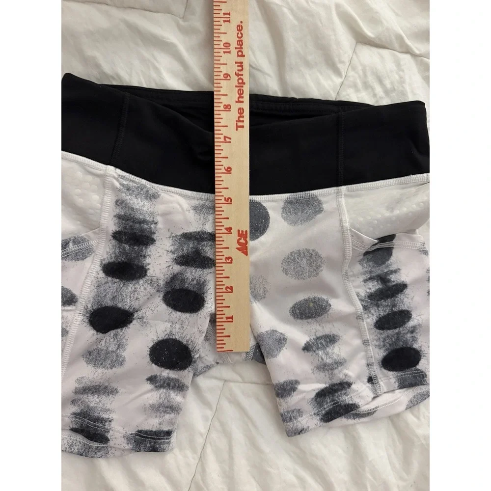Lululemon Run Dart Dash Bike Shorts 6